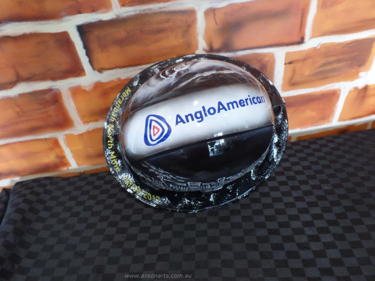 Airbrushed hard hat for anglo american